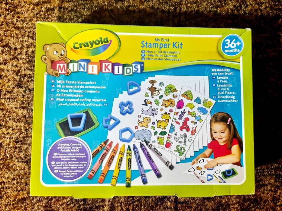 Дитячи розвиваючи іграшки, книги, настільні ігри