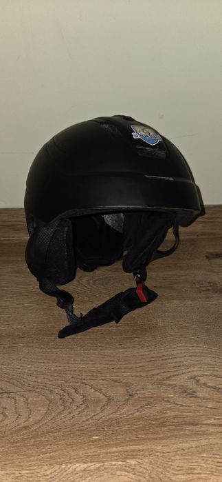 Kask narciarski dziecięcy rozm. 54-56