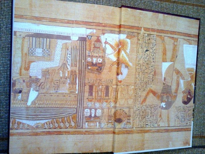 2 livros (Reader`do Digest, e Ediclube)