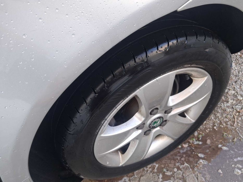 Carro en óptimo estado