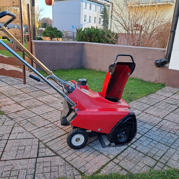 Odsniezarka wirnikowa Honda