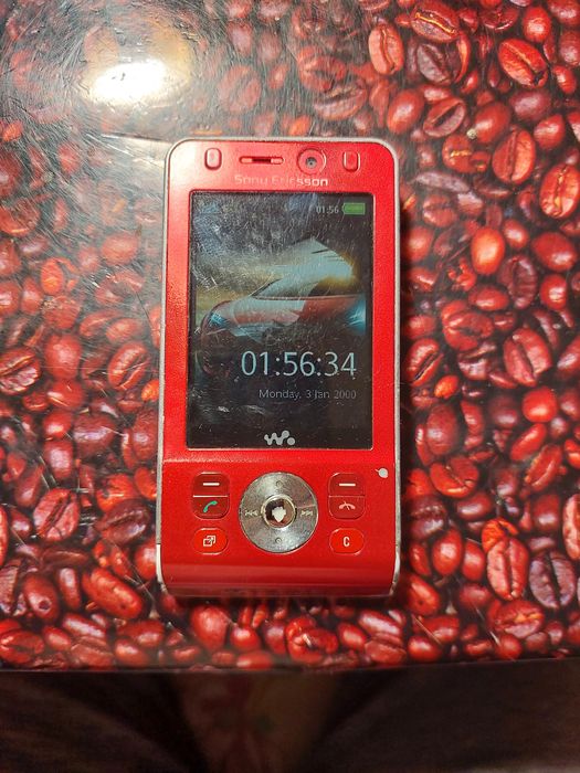 Продаю колекционный Sony Ericsson w910i