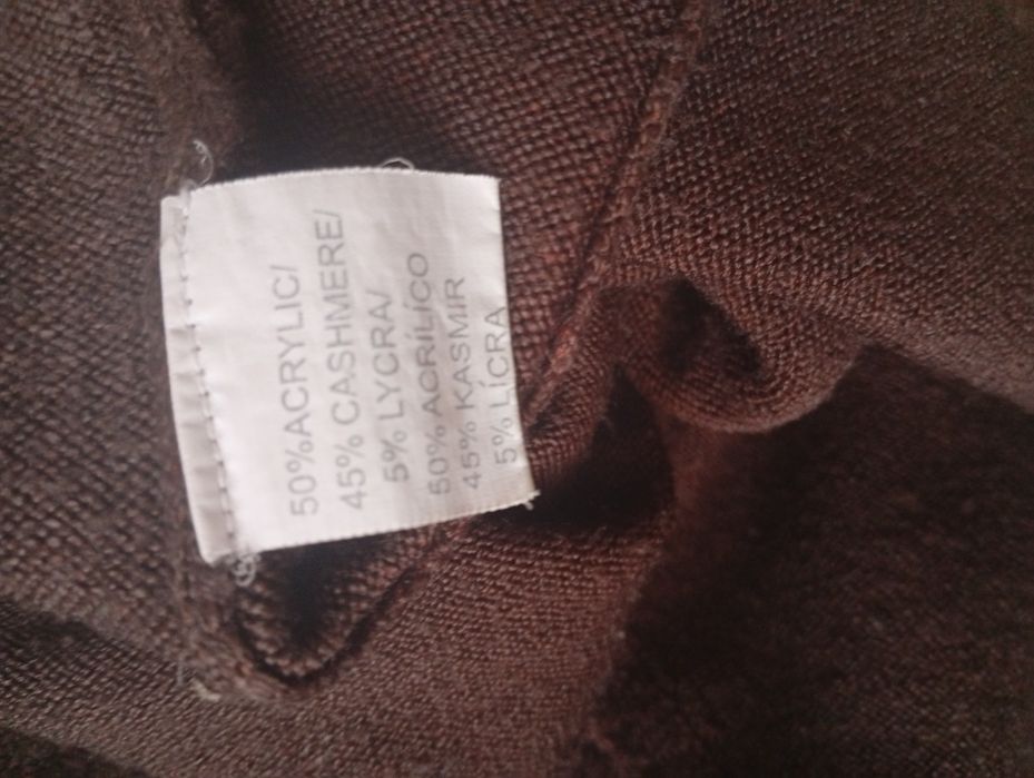 Czekoladowy sweterek z 45%cashmere  r,L