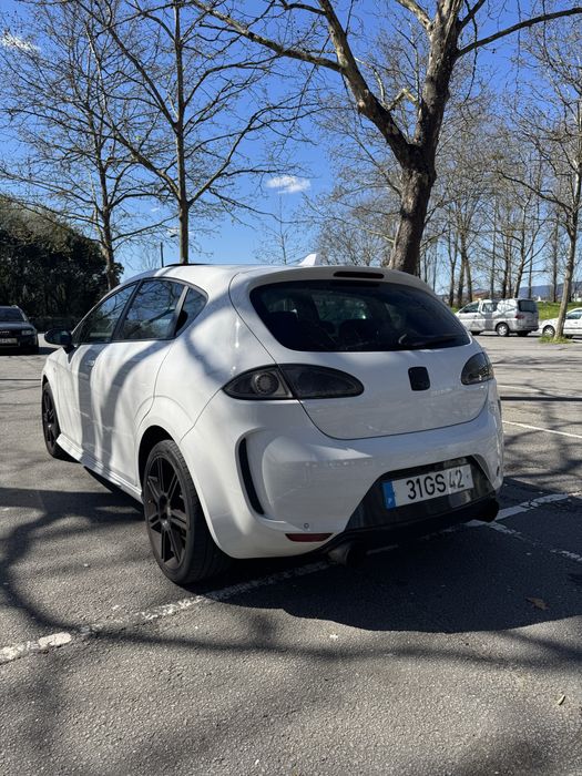 SEAT Leon — fotografia 4