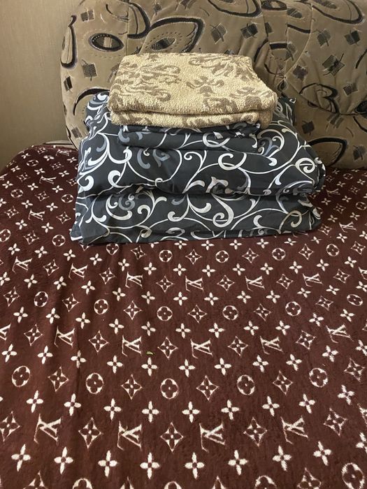 Центр Павлоград подобово , погодинно квартиру  600 грн .рядом ВЛК