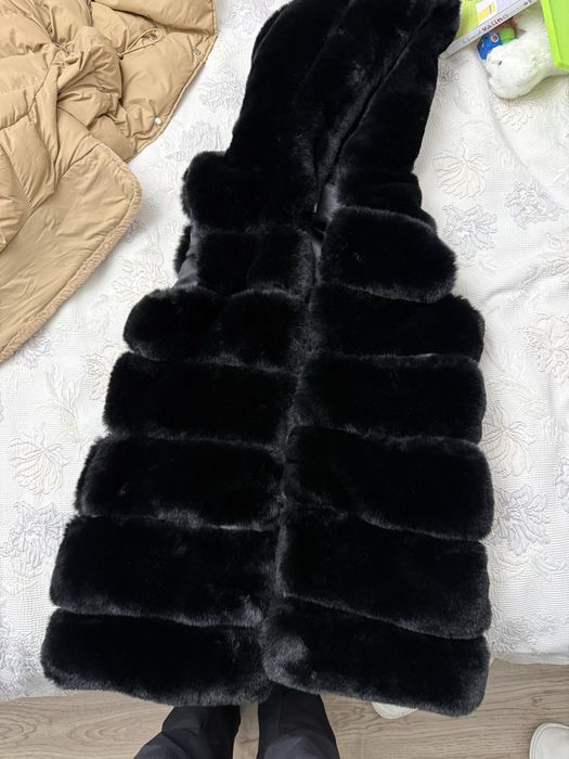 Жіноча жілетка іскуствена