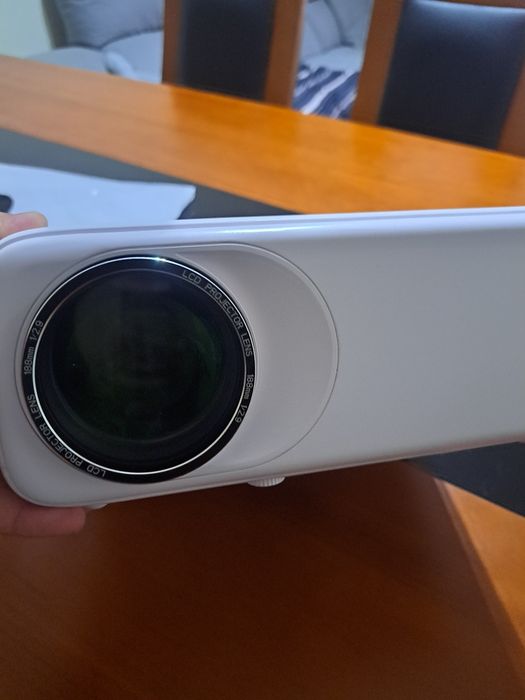 Projetor em estado novo