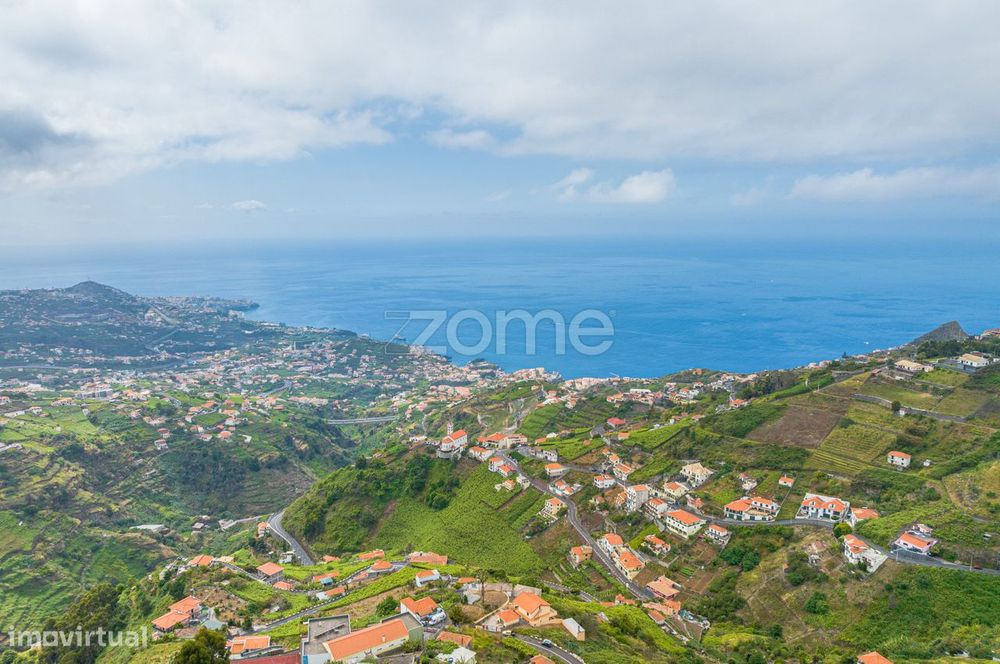 Terreno | 885m2 | Vista Panorâmica | Estreito de Câmara de Lobos