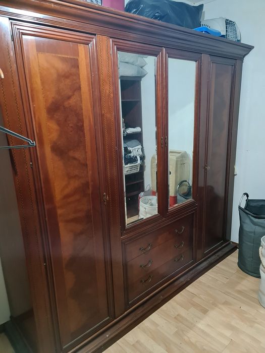 Guarda vestidos Robusto