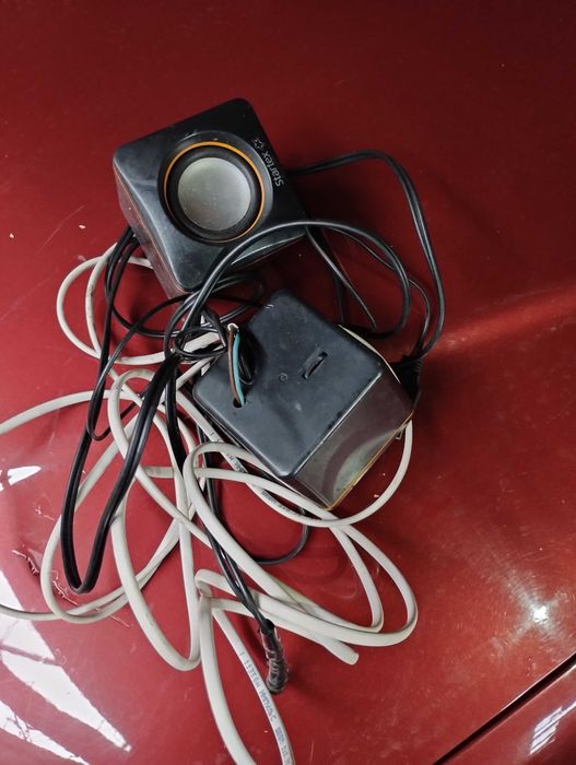 Колонки к компу,  монитору, стабилизаторы