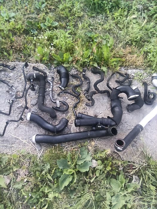 Патрубок,трубки Volkswagen Phaeton 3.0 дизель 2009 рік/