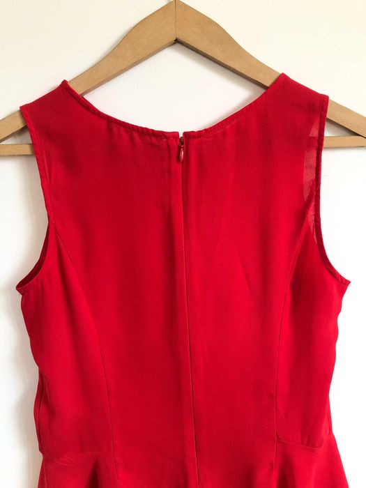 Bluzka Mohito zwiewna 36 asymetryczna letnia czerwona baskinka