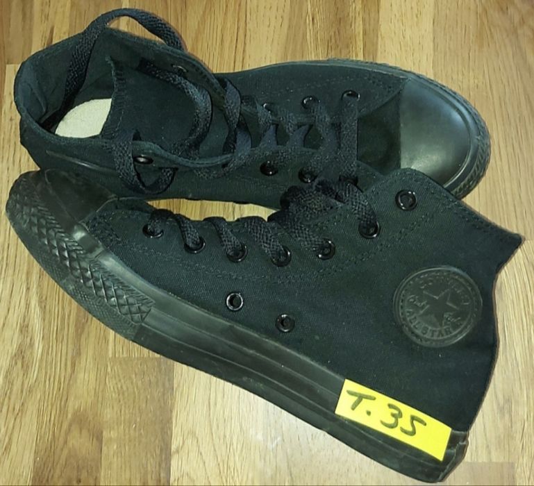 Converse altas em tecido pretas ou azul-escuras tamanho 34 ou 35
