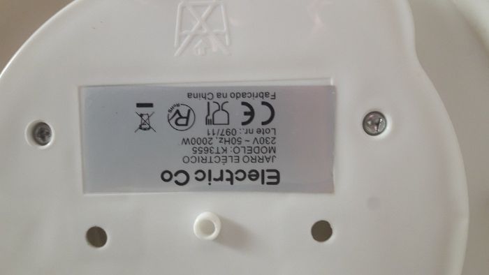 Chaleira / Jarro eléctrico avariado - para peças ou arranjo