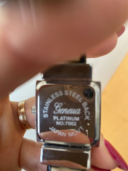 Relógio Geneva novo