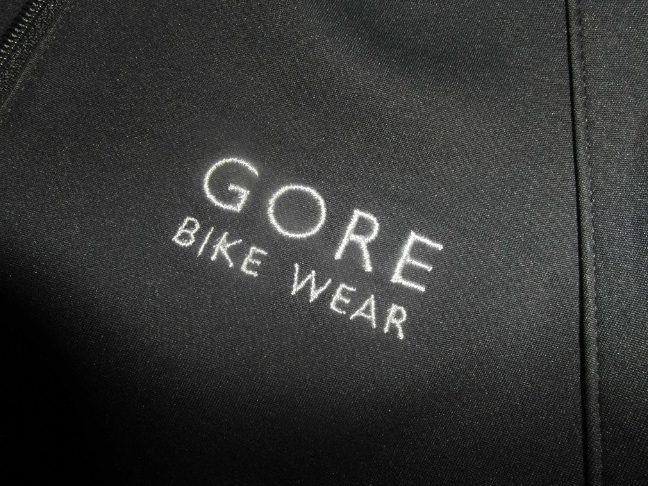 Gore Bike Wear Windstopper Kurtka damska na rower softshell 2w1