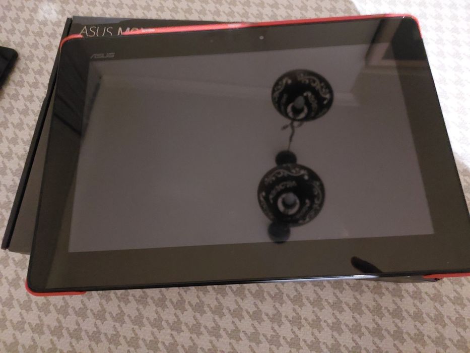 Планшет Asus MeMO Pad FHD 10 ME302C