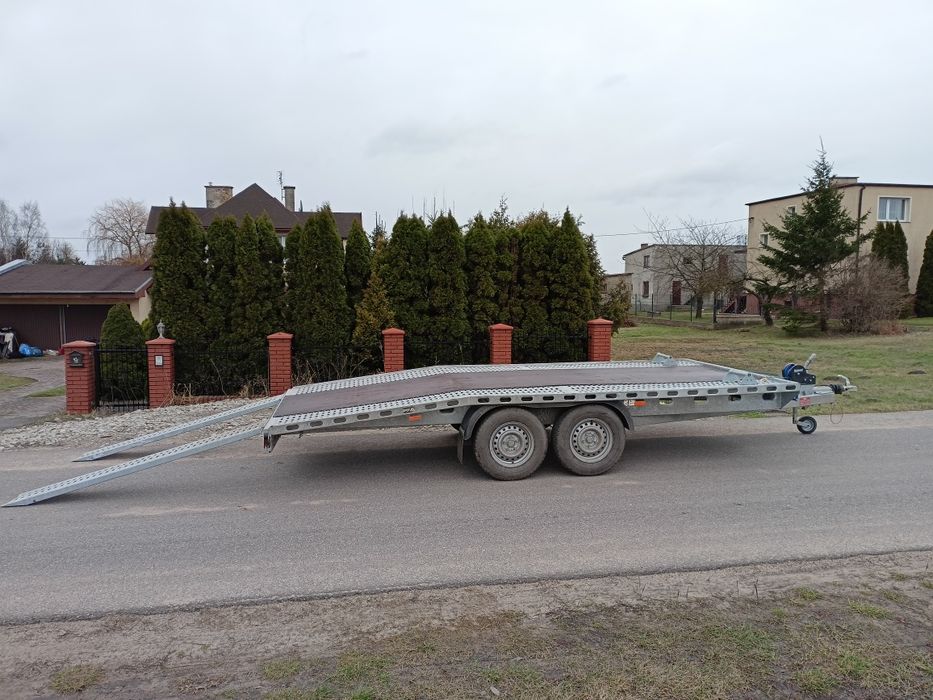 Wynajęcie lawety samochodowej wypożyczenie lawety samochodowej laweta