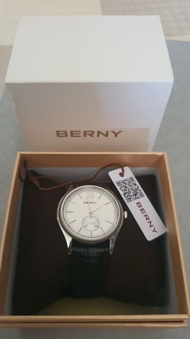 BERNY Men's Luxury Ultra-Thin Quartz Dress Watch (Model 2944M-B)