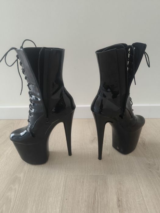 Buty wysokie 41, czarne, platforma