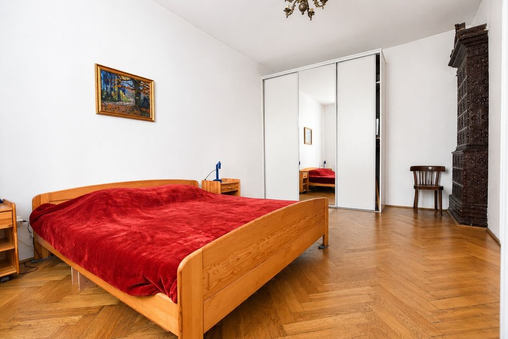 Stare Miasto - winda - balkon