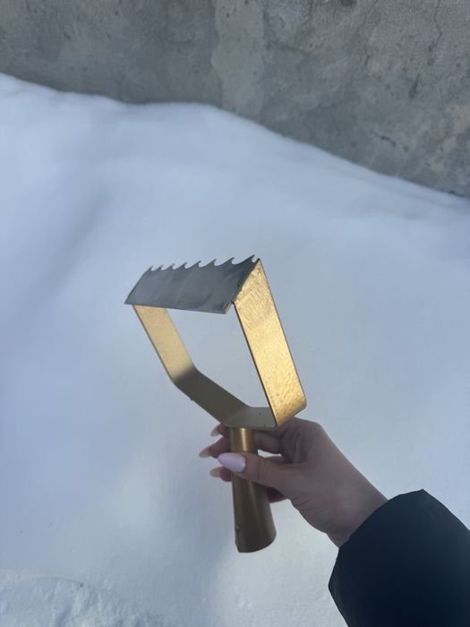 Плоскорез из ленточной пилы , сапа , тяпка , мотыга