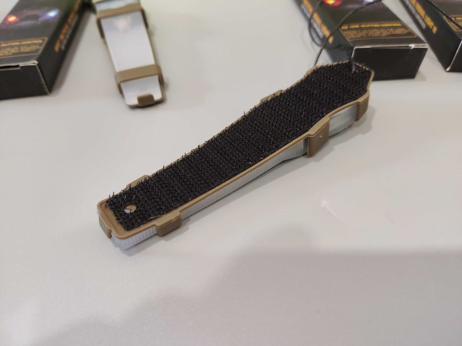 Тактичний сигнальний маячок WST LT-08  (різнокольоровий)