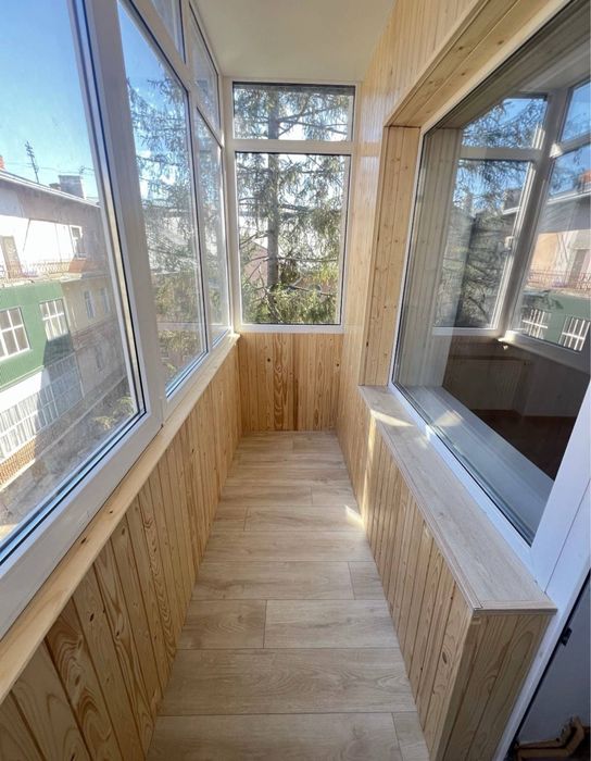Продам 4х кім квартиру в центрі міста з ремонтом на Бельведерській