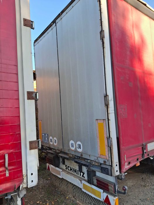 Полуприцеп тентований