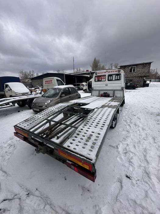 Эвакуатор Daewoo на уверенном ходу