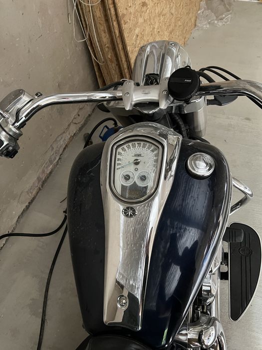 Продається мотоцикл YAMAHA  XV1900