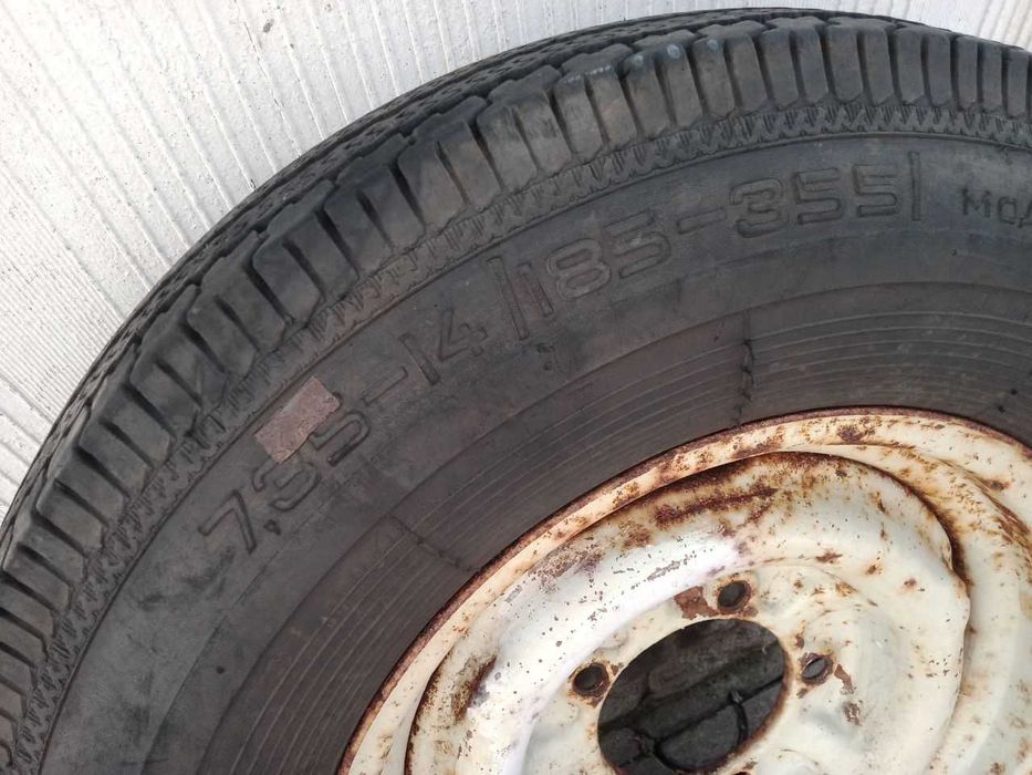 Колесо в сборе на ГАЗ 24  7.35 * 185  R14  И 146