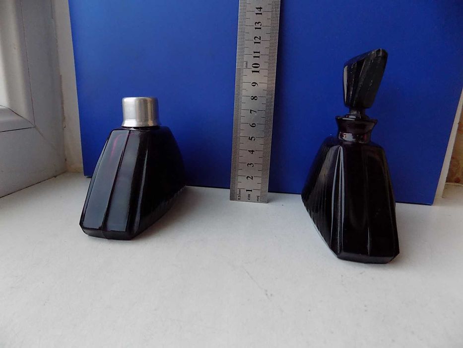 Флаконы старинные для духов стекло 2 шт