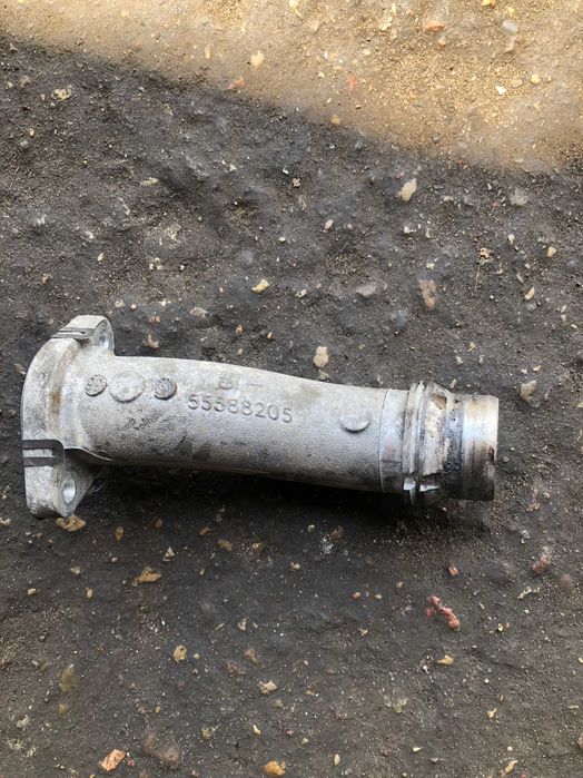 Opel 2.0 cdti 170 KM B20DTH rura rurka Turbiny 8205