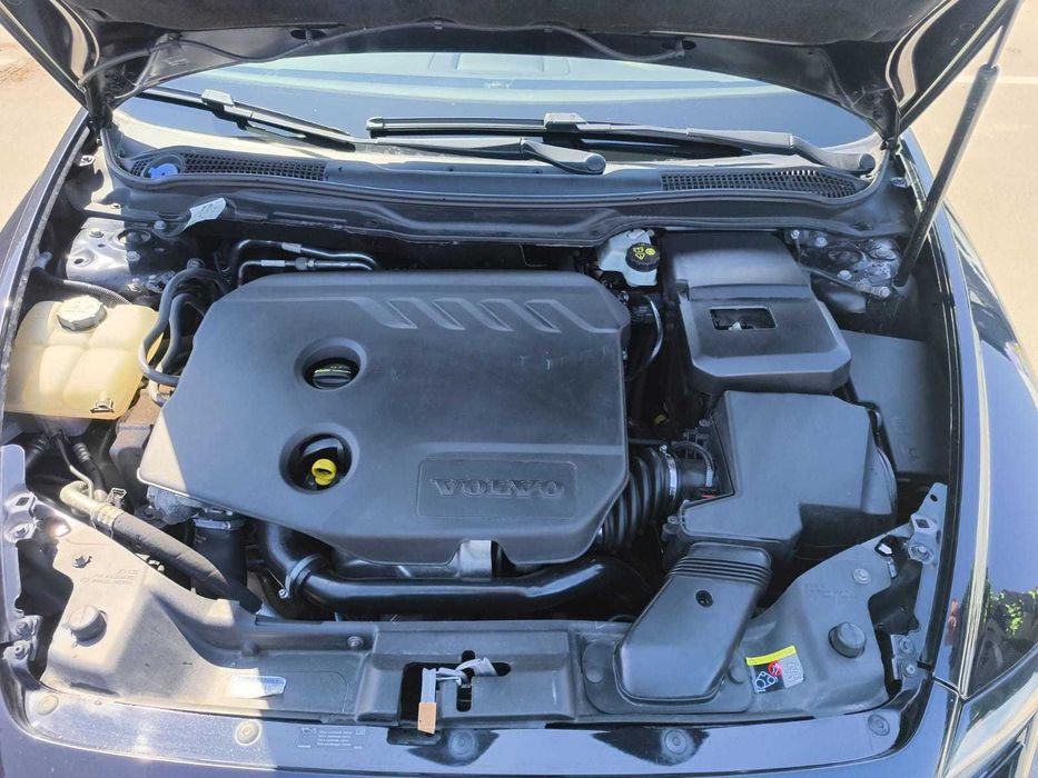 Продам Вольво V50. 1.6 дизель D2
