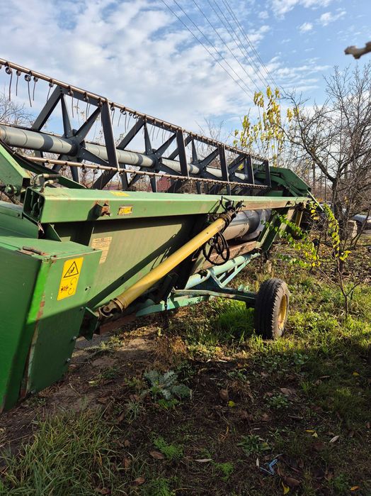 Комбайн JOHN DEERE 2264