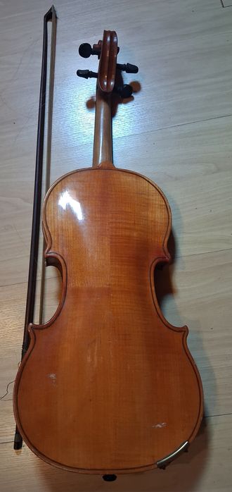 Violino antigo para restauro