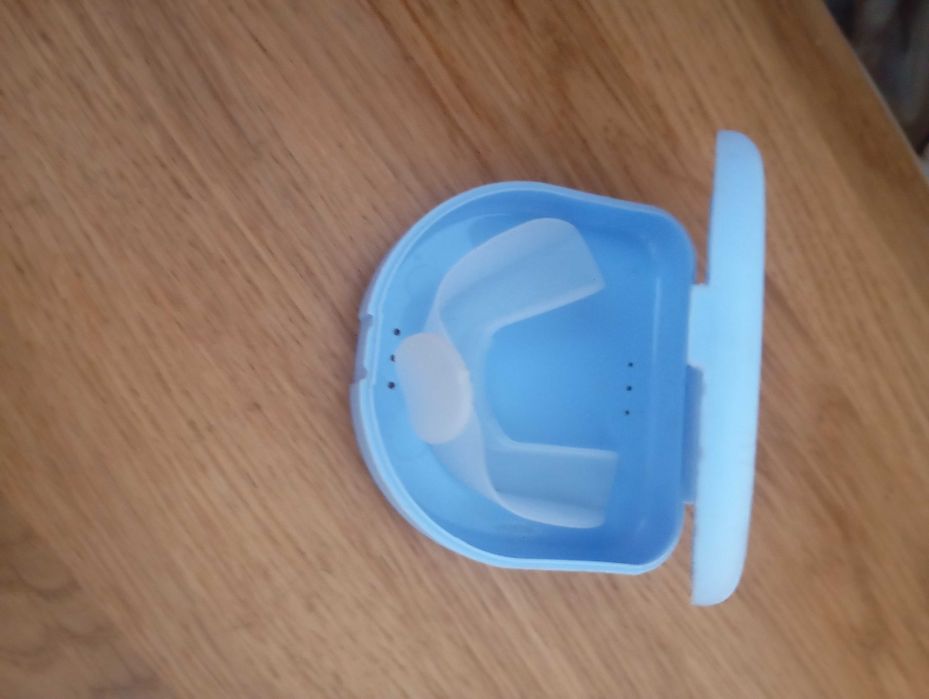 Pojemnik na protezę