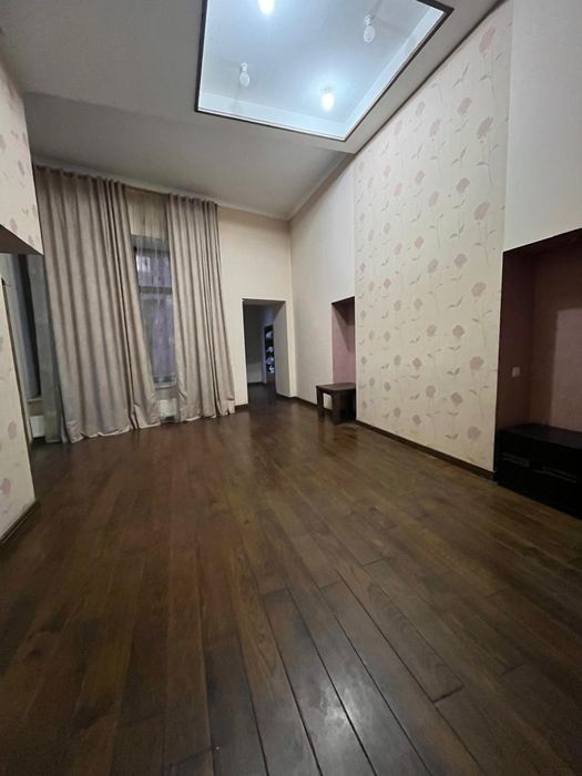 2-эт квартира Центр П. Шлях, 26, газ  автономное отопление