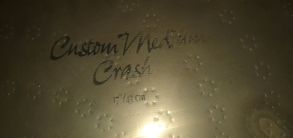 Vendo prato Zildjian Z 17" custom medium crash