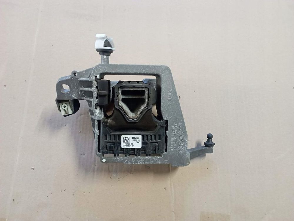 alt