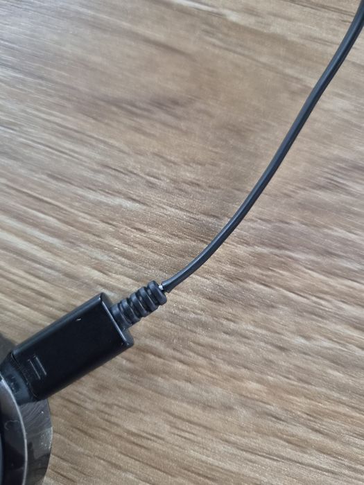Samsung Galaxy watch 42mm SM-810R sprawny, stan bardzo dobry ładowarka pudełko