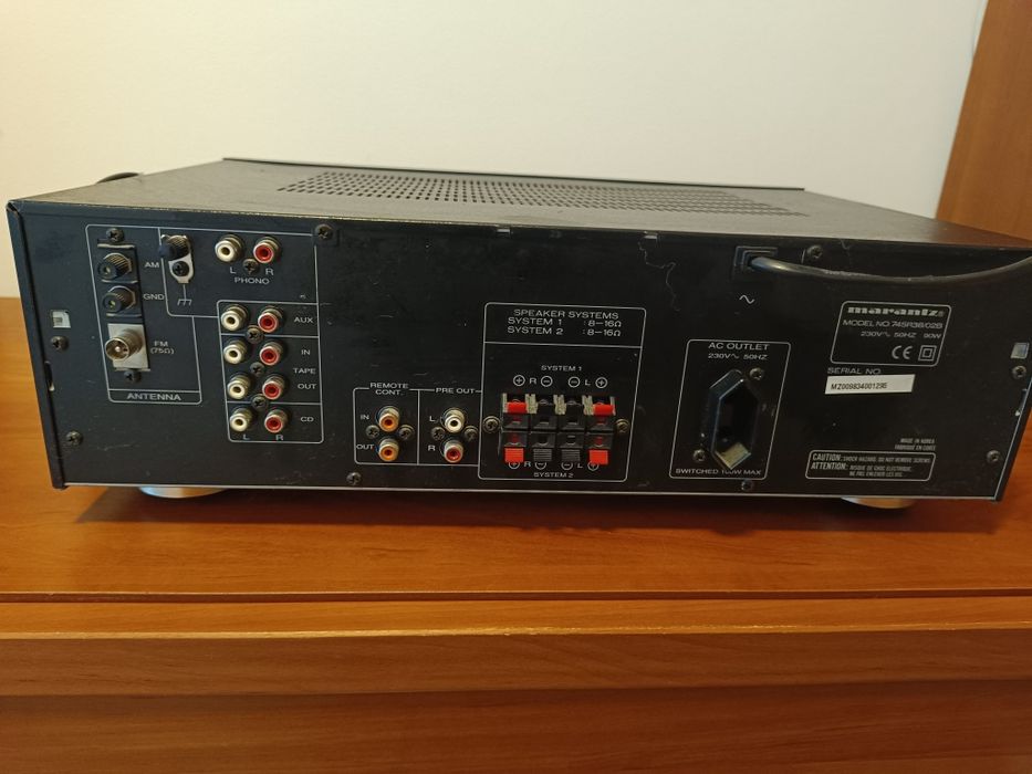 Marantz sr38 amplituner