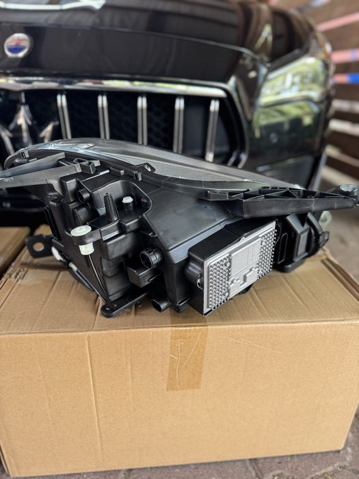 Lampa lampy przód przednie komplet Maserati Quattroporte Lift full led
