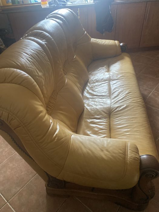 Sofa vintage em pele, semi-novo