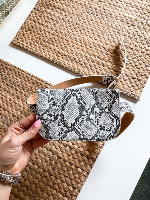 Nerka saszetka snake wężowy wzór