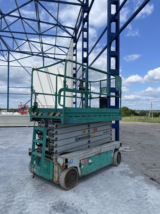 Оренда підйомників ножничні,колінчасті підйомникі Niftylift Skyjack