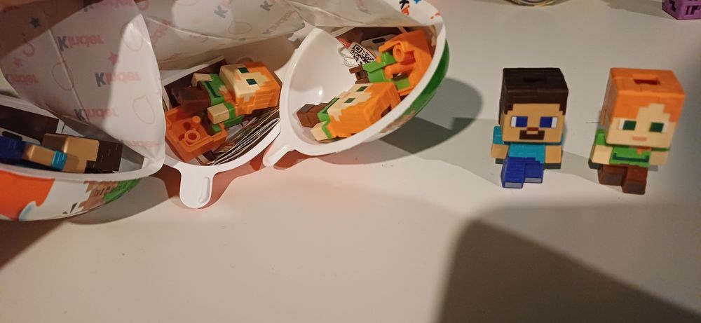Figurki Kinder Joy Minecraft