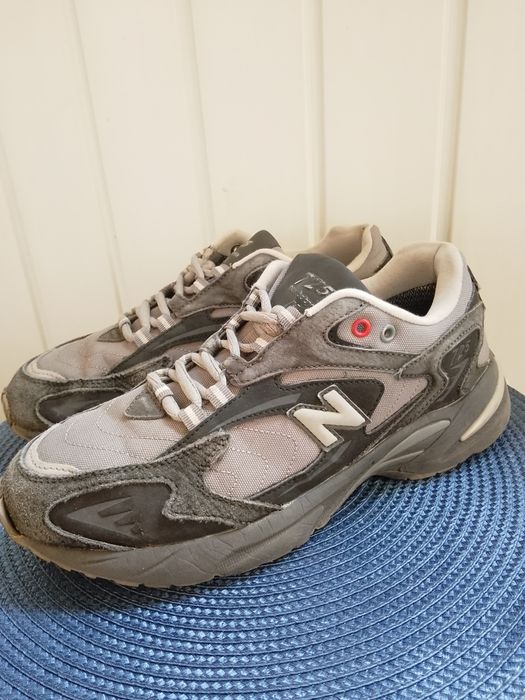 Чоловічі кросівки New Balance 725, р41, 26,5см, оригінал
