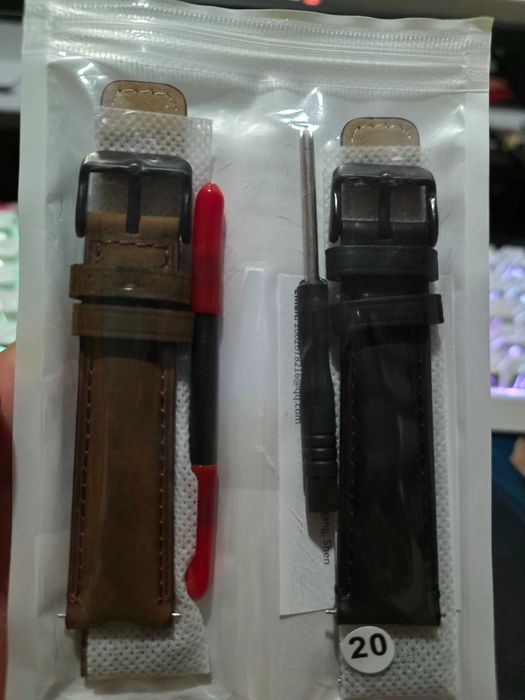 Braceletes Fullmosa 20mm (couro)